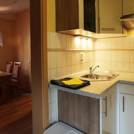 Haus Ingeborg Ferienwohnung 02 Apartment Kuehlungsborn